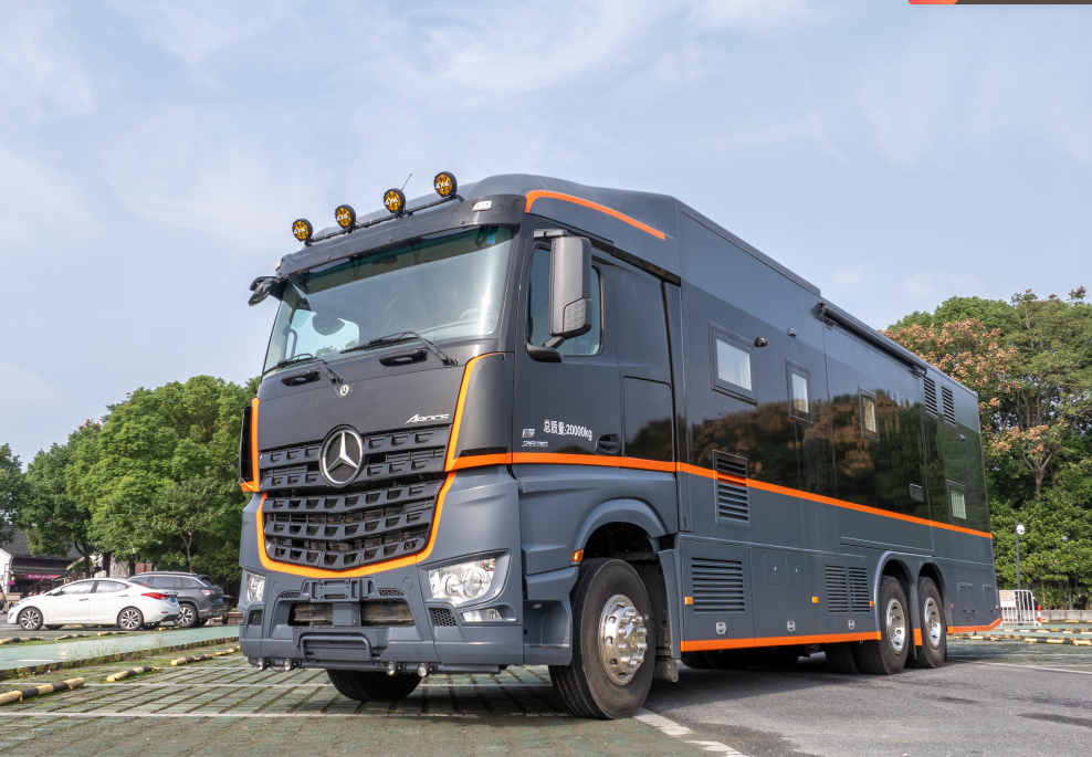 12米奔驰房车B款